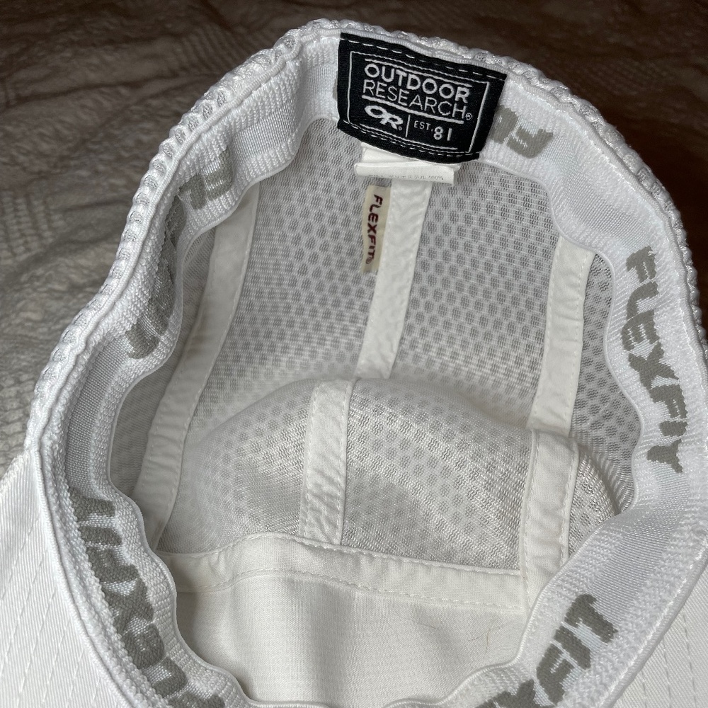 Outdoor Research Ladies Baseball Cap - Picture 3 of 3